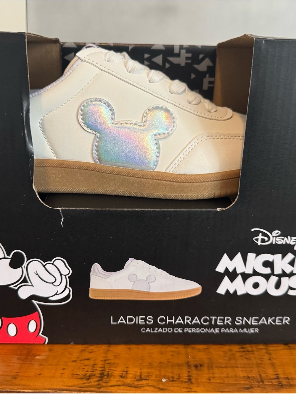 Disney White Kids Sneaker with Iridescent Mickey Accent and Gum Sole size 8